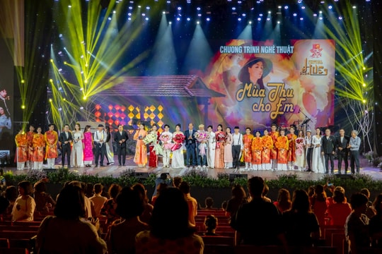 Khép lại Festival mùa thu Huế 2024 với “Mùa thu cho em”