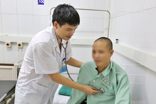Quảng Ninh phát hiện nhiều ca bệnh lây nhiễm nguy hiểm sau bão số 3