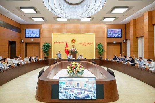 Làm rõ và khắc phục những bất cập về bảo đảm trật tự, an toàn giao thông