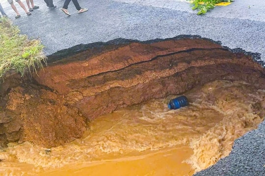 Lâm Đồng: Sạt lở trên tuyến đường huyết mạch