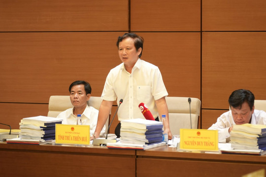 Ủy ban Pháp luật họp và cho ý kiến về đề án thành lập TP Huế trực thuộc trung ương