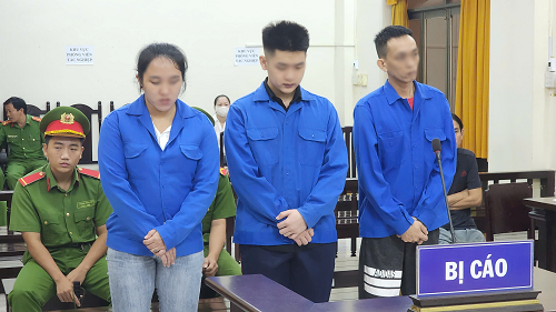 Dùng dao đâm “tình địch” tử vong