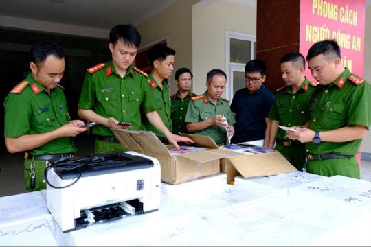Phá đường dây buôn bán hàng giả, thu giữ 6.000 điện thoại