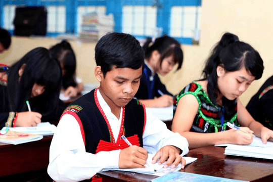 Học sinh dự bị đại học được miễn học phí