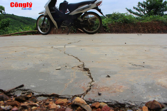 Phú Thọ: Nhiều hạn chế ở tuyến đường 13 tỉ đồng vừa thi công