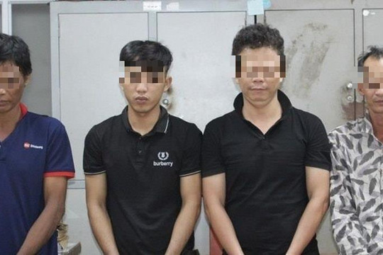 Đánh người rồi giật vé số, 4 đối tượng sa lưới