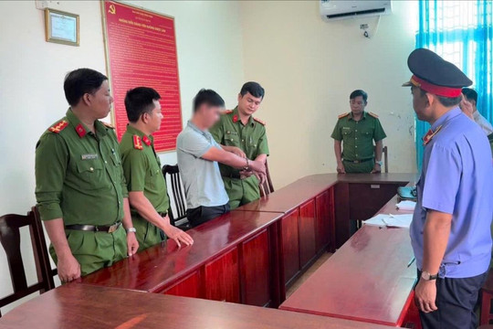 Nhân viên tín dụng ngân hàng, lừa đảo chiếm đoạt hơn 10 tỷ đồng