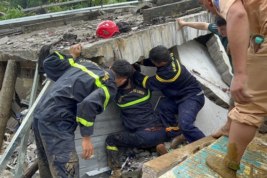 Di dời khẩn cấp 46 hộ dân ra khỏi khu vực có nguy cơ sạt lở cao tại Hà Giang