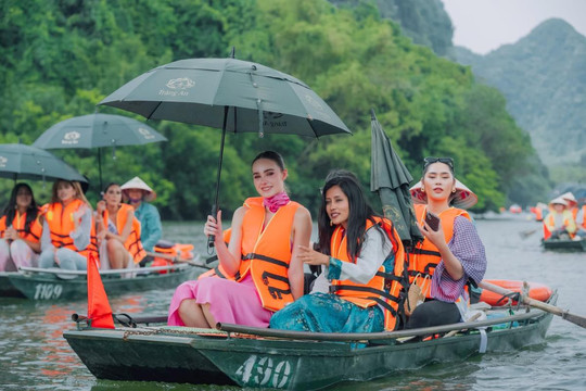 Ninh Bình đón trên 7,2 triệu lượt khách du lịch trong 9 tháng
