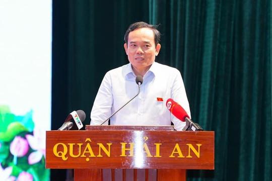 Tiếp tục quan tâm đầu tư phát triển hạ tầng cảng biển, dịch vụ logistics