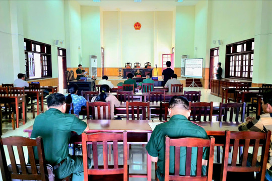 Lái xe ô tô gây tai nạn làm chết người