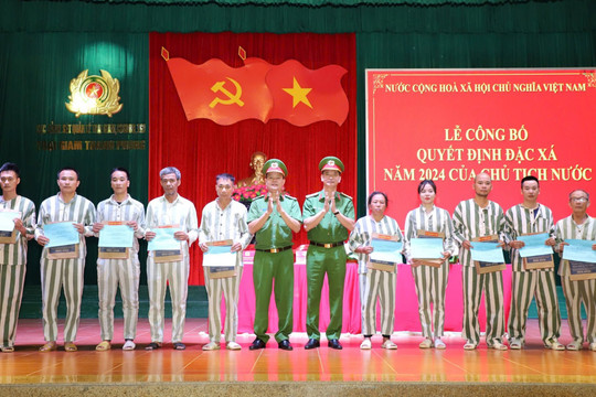 67 phạm nhân được tha tù trước thời hạn tại Trại giam Thanh Phong