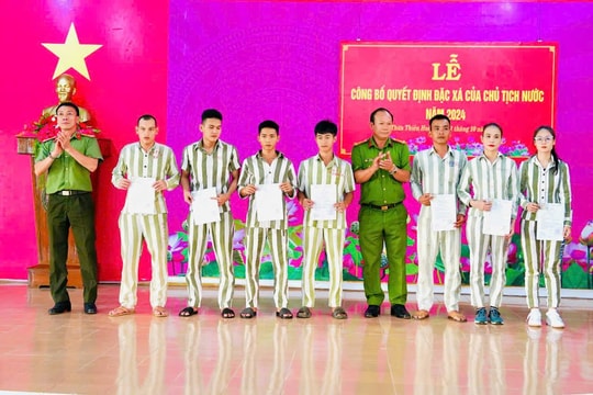 Trại giam Bình Điền tổ chức công bố quyết định đặc xá năm 2024