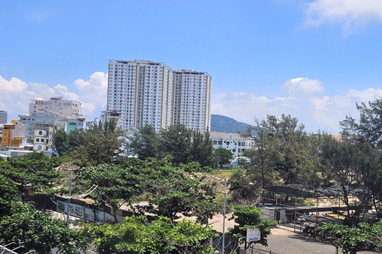 Khởi tố nhiều cán bộ để điều tra về hành vi môi giới hối lộ, nhận hối lộ