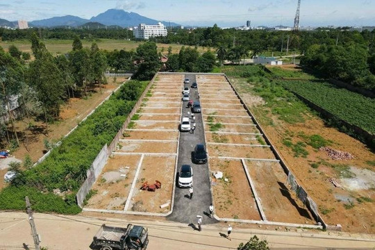 Đất Hà Nội 50m2 mới được tách thửa – áp lực lớn “đè” vai người mua nhà