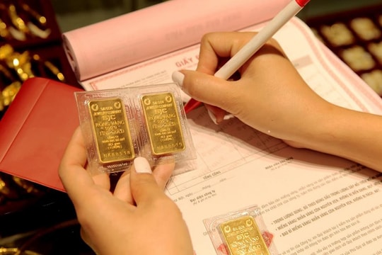 Giá vàng hôm nay 2/10: Diễn biến bất ngờ trên thị trường