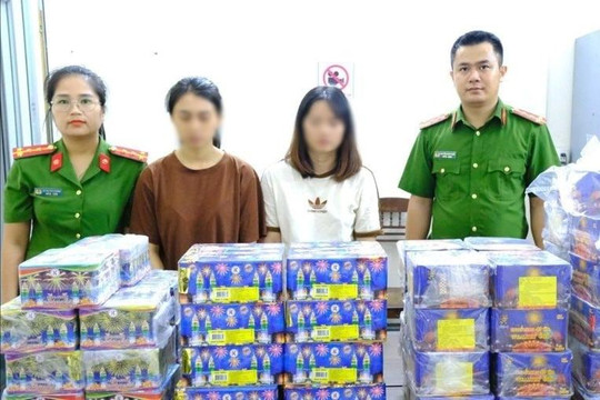 Bắt giữ 3 đối tượng thu giữ gần 300kg pháo
