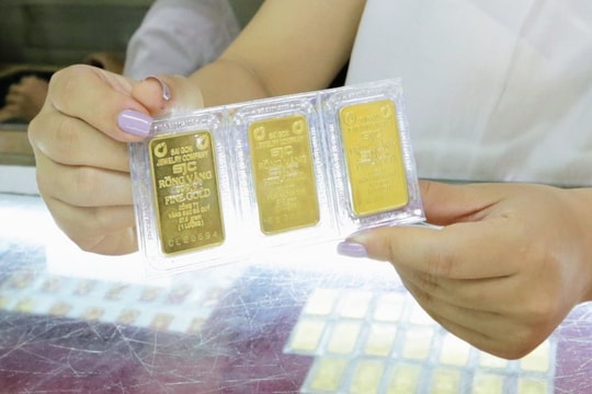 Giá vàng hôm nay 5/10: Xu hướng tăng tiếp tục kéo dài