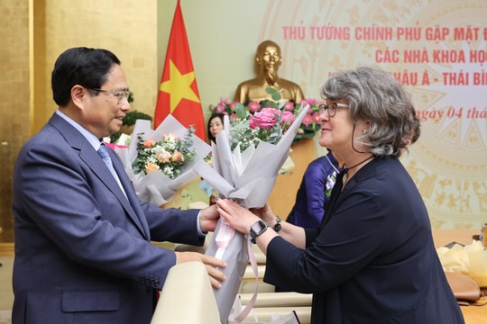 Thủ tướng gặp mặt các nhà khoa học và kỹ sư nữ khu vực Châu Á - Thái Bình Dương