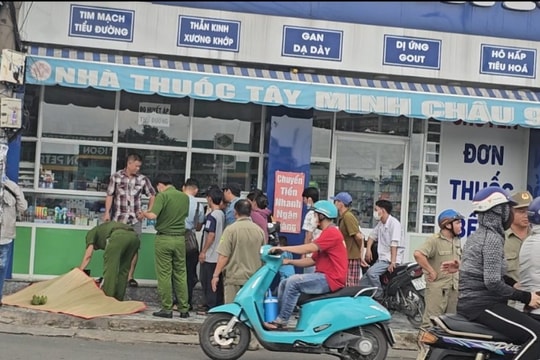 Người đàn ông tử vong trước tiệm thuốc tây