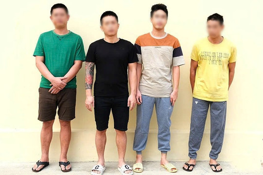 Bắt nhóm đối tượng chuyên trộm hộp đen xe đầu kéo liên tỉnh