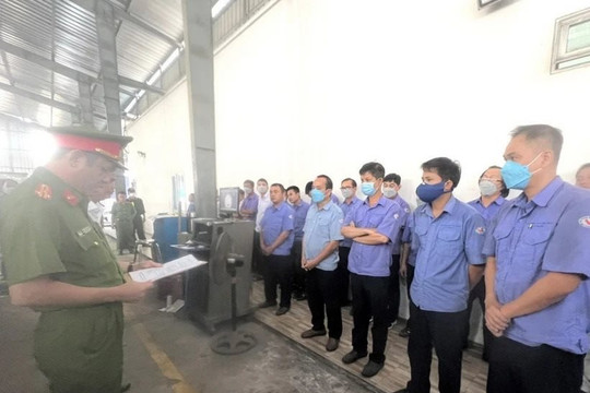 15 bị cáo Trung tâm Đăng kiểm 60-04D lĩnh án nhận hối lộ