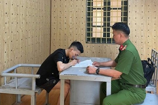 Thanh niên bán ma túy kiếm lời bị khởi tố