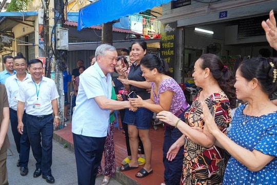 Phó Thủ tướng Thường trực Nguyễn Hoà Bình kiểm tra, làm việc tại Hải Phòng