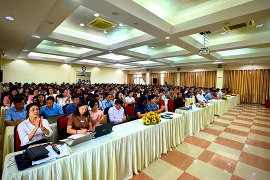 Tập huấn nâng cao năng lực xây dựng văn hóa học đường, văn hóa ứng xử trong trường học