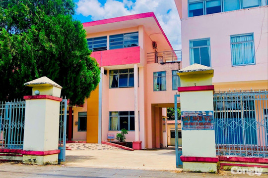 Kỷ luật Khiển trách Giám đốc Sở Nội vụ Gia Lai