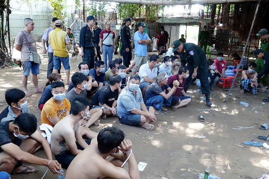 An Giang: Triệt phá sòng bạc liên quan 36 đối tượng