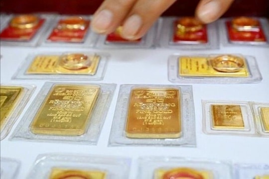 Giá vàng tăng vọt, vàng nhẫn thiết lập kỷ lục cao nhất từ trước đến nay