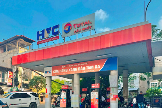 Hôm nay giá xăng quay đầu giảm nhẹ
