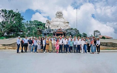 Ngất ngây ở “nóc nhà” miền Tây