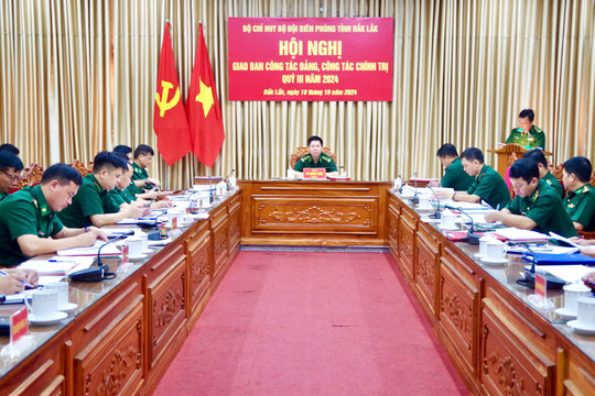 Đẩy mạnh các hoạt động hướng về biên giới