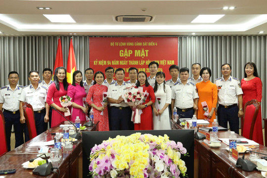 Phụ nữ Bộ Tư lệnh Vùng Cảnh sát biển 4 “Trí tuệ, bản lĩnh, kỹ cương, nhân ái”