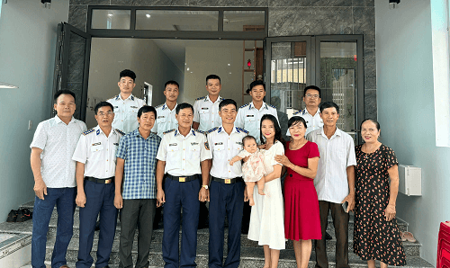 BTL Vùng Cảnh sát biển 4 bàn giao nhà tình nghĩa cho quân nhân có hoàn cảnh khó khăn