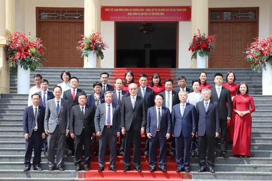 Chánh án TANDTC Trung Quốc thăm và làm việc tại TAND tỉnh Ninh Bình