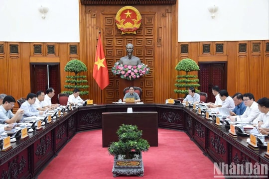 Thủ tướng chủ trì họp Thường trực Chính phủ về bảo đảm cung ứng điện