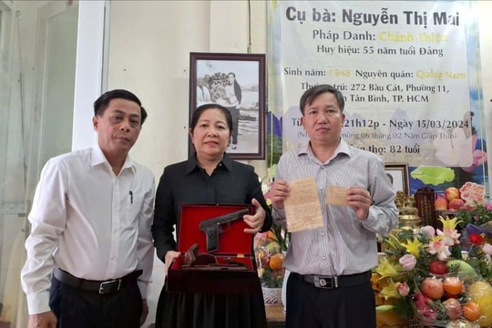 Bảo tàng Biệt động Sài Gòn - Gia Định tiếp nhận kỷ vật quý từ gia đình chiến sĩ Biệt động Sài Gòn