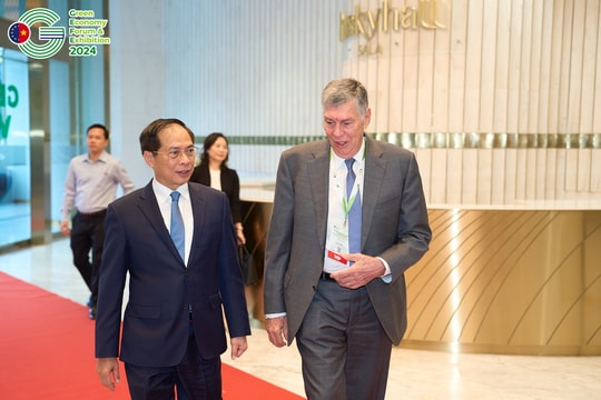 Phó Thủ tướng Bùi Thanh Sơn dự khai mạc Diễn đàn và Triển lãm Kinh tế Xanh