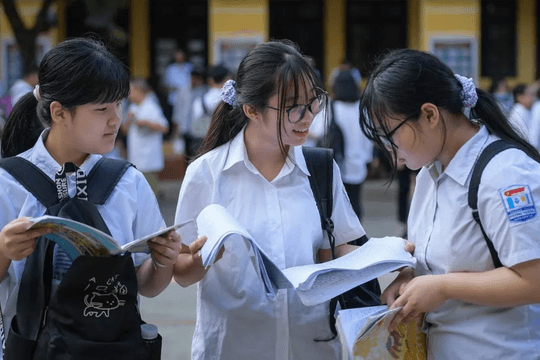 5 nhóm đối tượng dự kiến được tuyển thẳng vào lớp 10 năm 2025