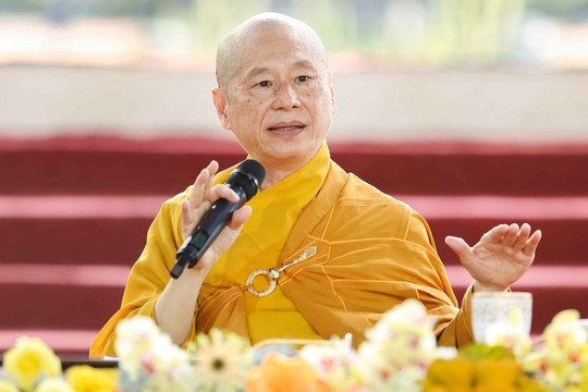 Trường Đại học Hà Nội thu hồi bằng của ông Vương Tấn Việt