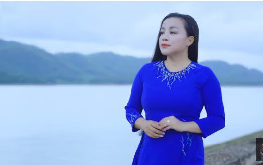 NSƯT Tố Nga đắm say với “Tình ta Hà Tĩnh”