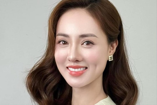 Vợ nghệ sĩ Công Lý ngày càng mặn mà