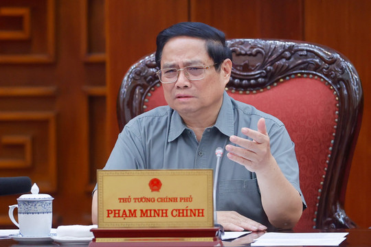 Thủ tướng Phạm Minh Chính phê bình nghiêm khắc Chủ tịch HĐND, UBND 6 tỉnh