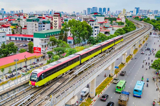 Tàu điện Nhổn - Ga Hà Nội xảy ra sự cố gần 1 giờ
