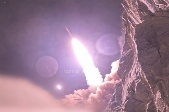 Iran sẵn sàng giáng đòn trả đũa Israel
