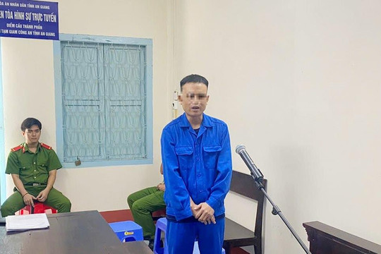 "Cuỗm" xe máy của hàng xóm lĩnh 18 tháng tù