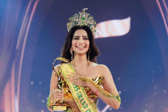 Vóc dáng nóng bỏng của tân Miss Grand International